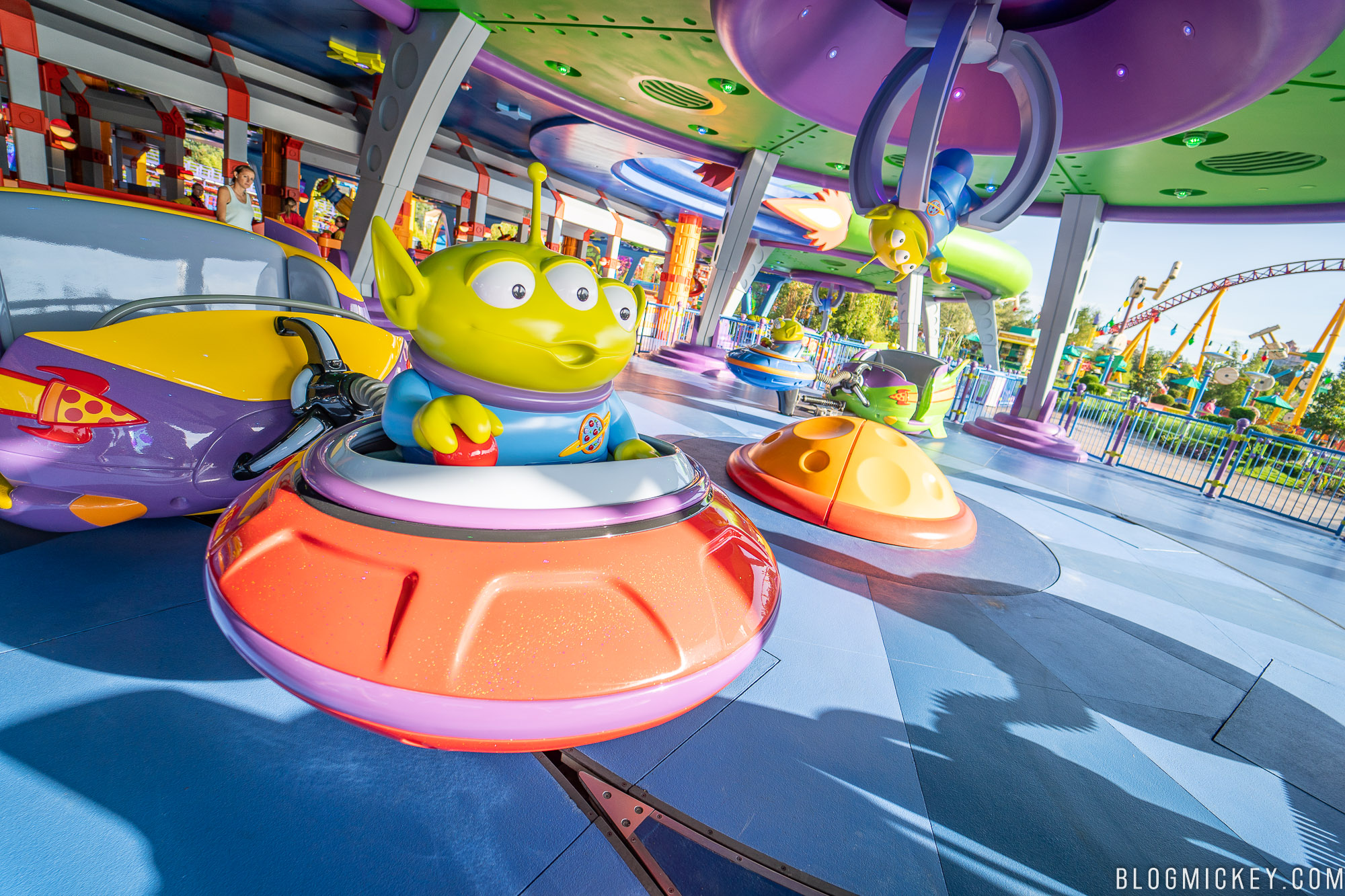 Toy Story Alien Straw Clip Lands in Disney World