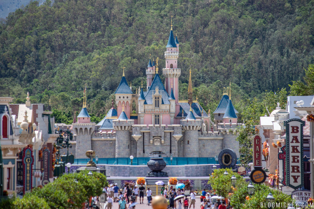 photos-hong-kong-disneyland-sleeping-beauty-castle-transformation