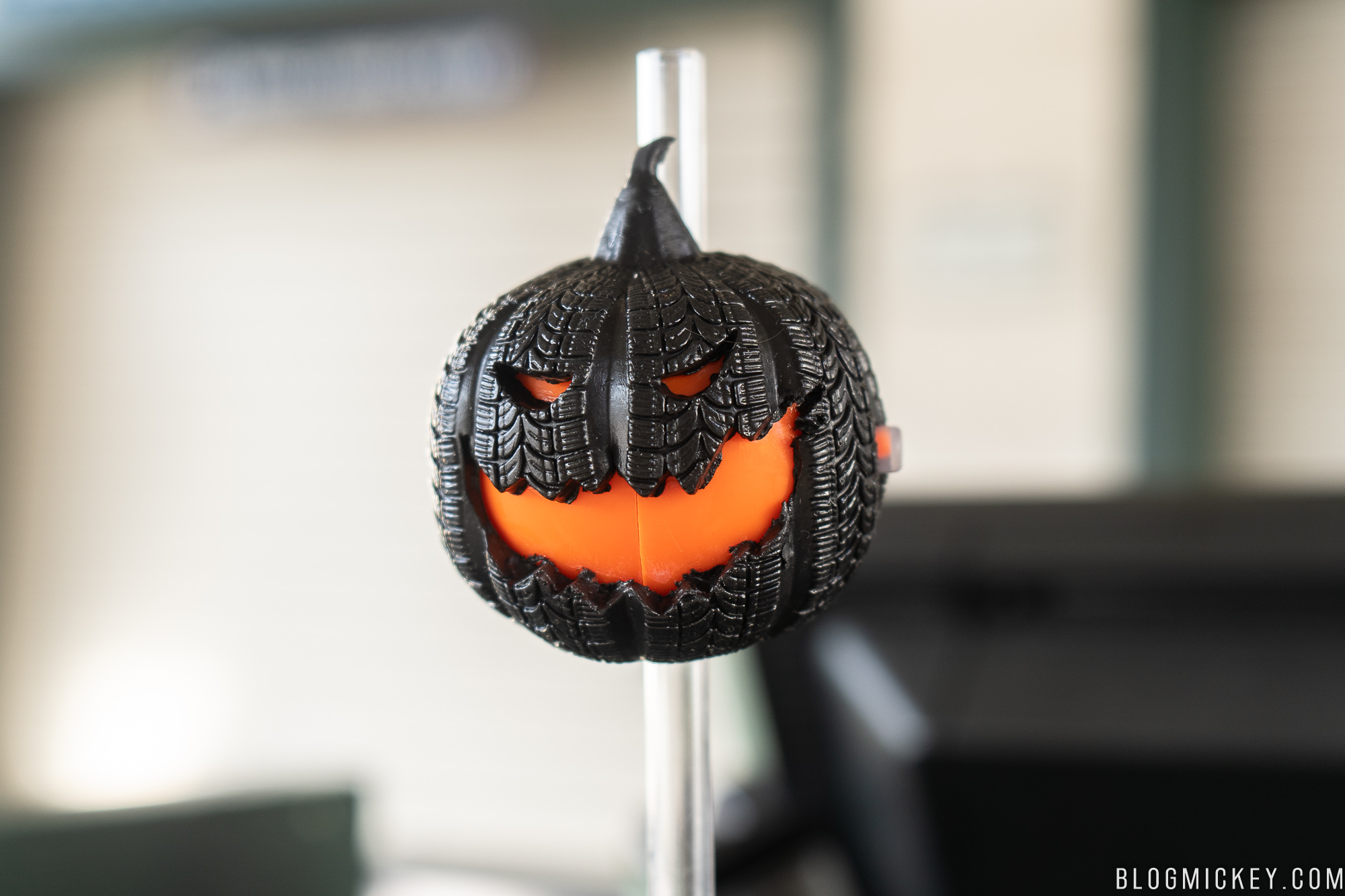 HALLOWEEN Light Up Evil Pumpkin Topper for Straw ~DISNEY THEME PARKS EXCLUSIVE 