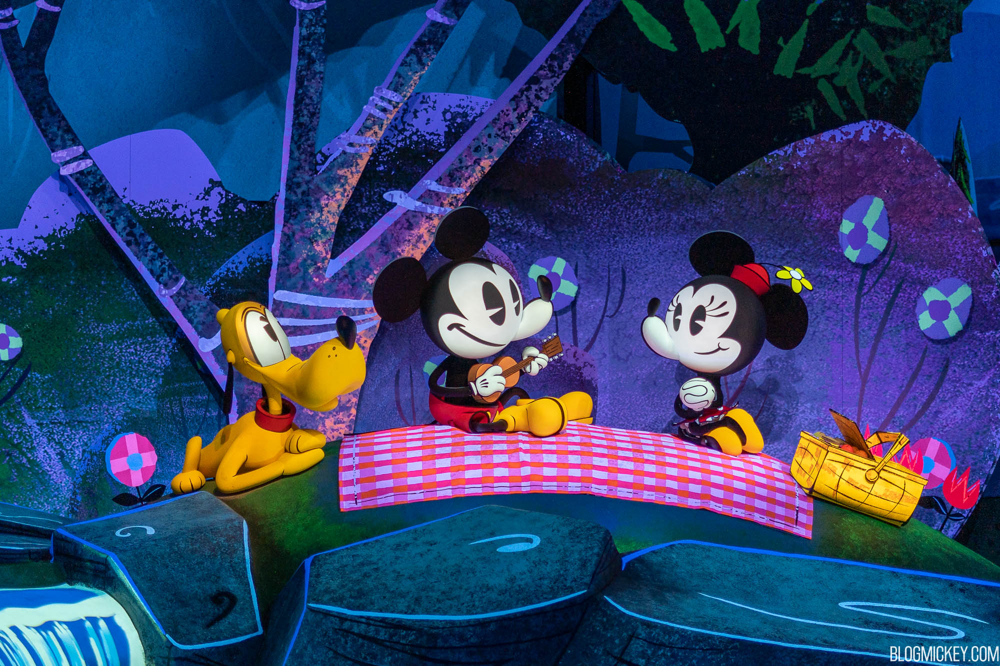 Mickey and Minnie's Runaway Railway Review