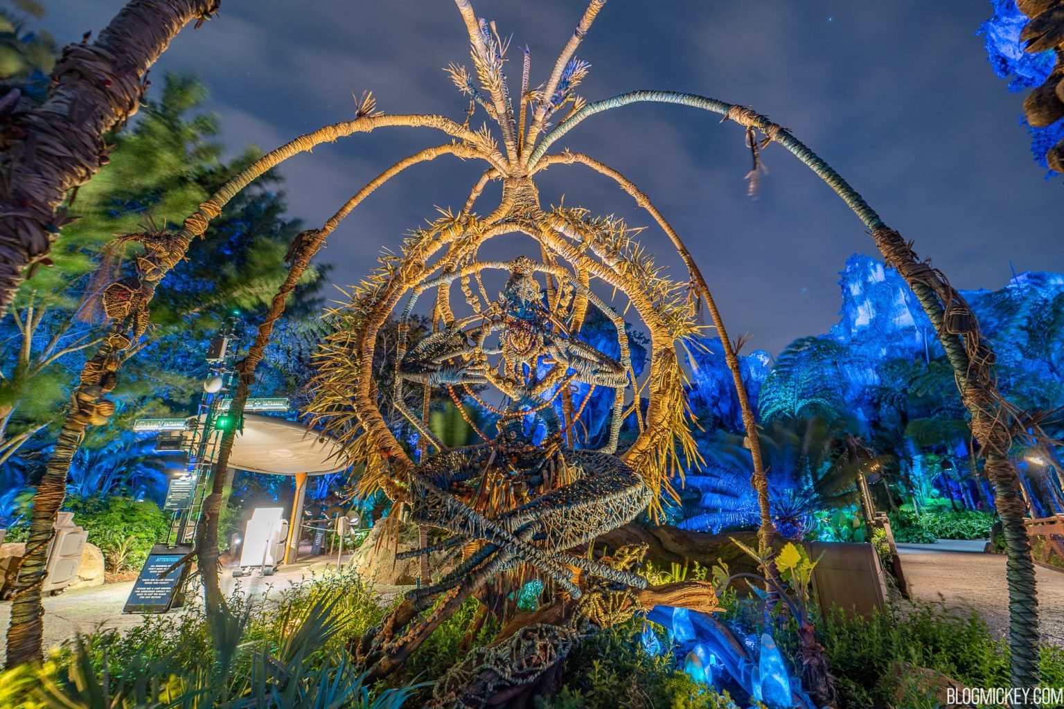 Navi River Ride Na'vi River Journey Ride in Pandora - The World of Avatar