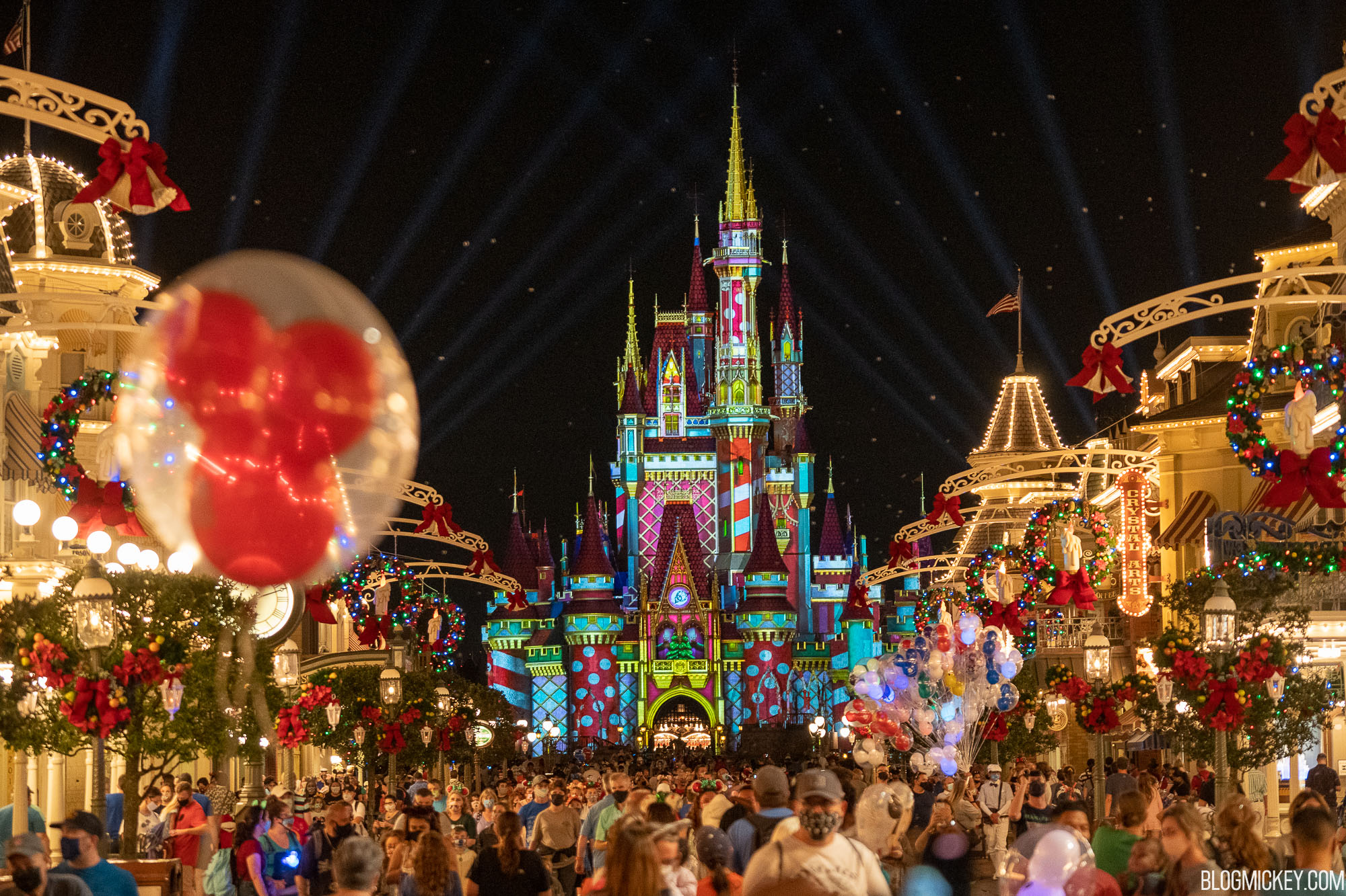 Cinderella Castle Christmas Projections at Magic Kingdom