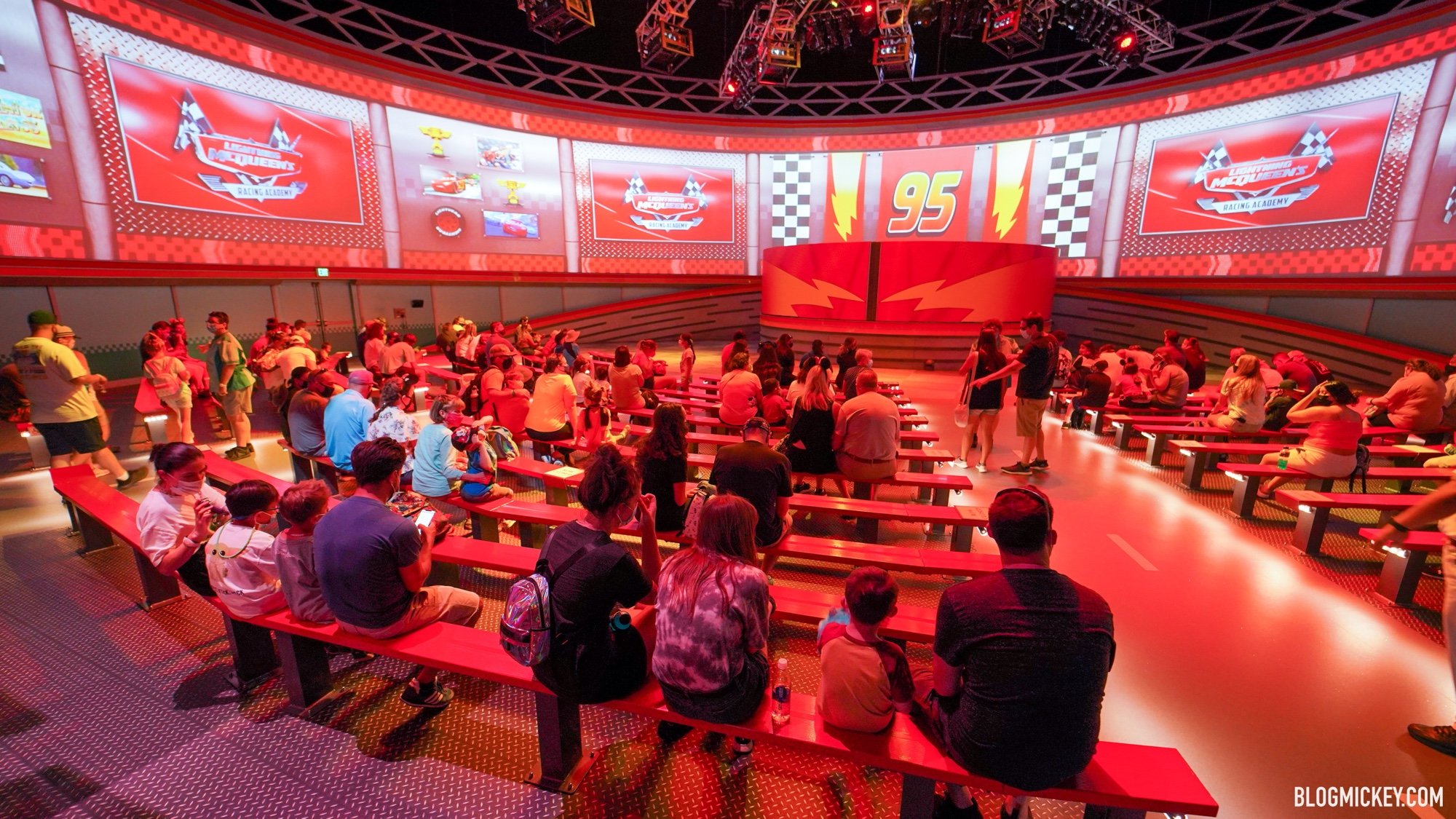 4K] Lightning McQueen's Racing Academy FULL SHOW, Disney Hollywood