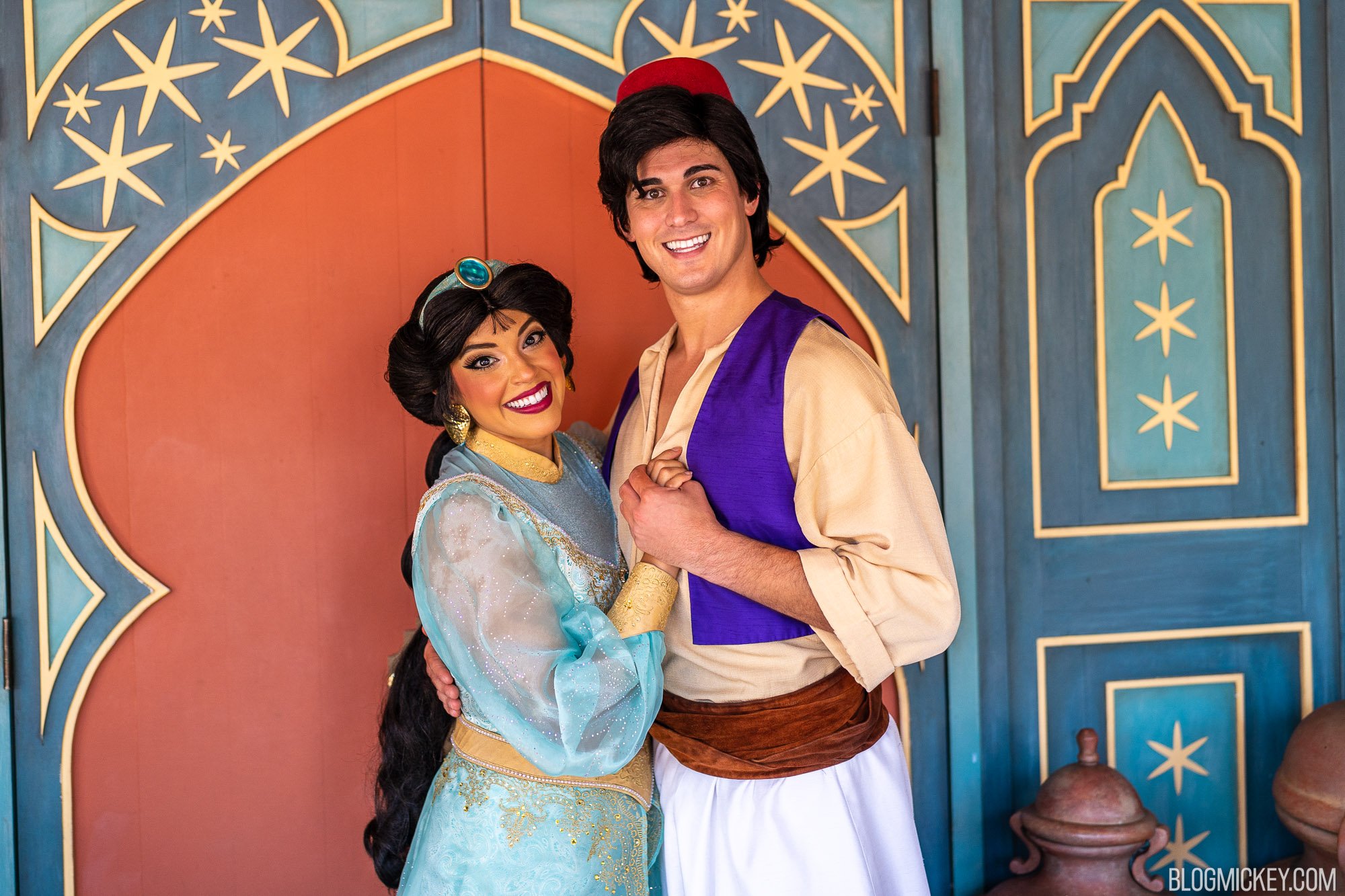 Meet Aladdin Characters at Magic Kingdom