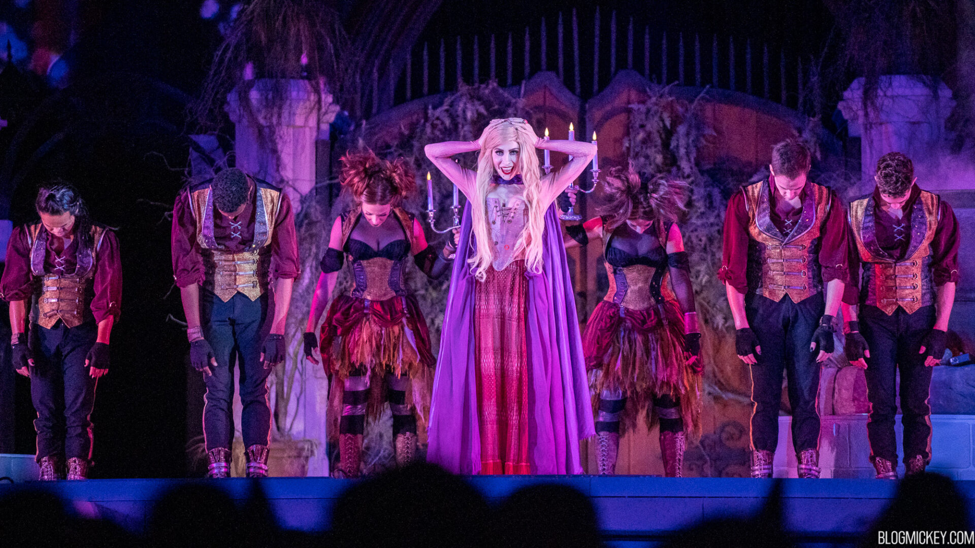 Hocus Pocus Villain Spelltacular Show Finally Debuts at Mickey's Not-So ...