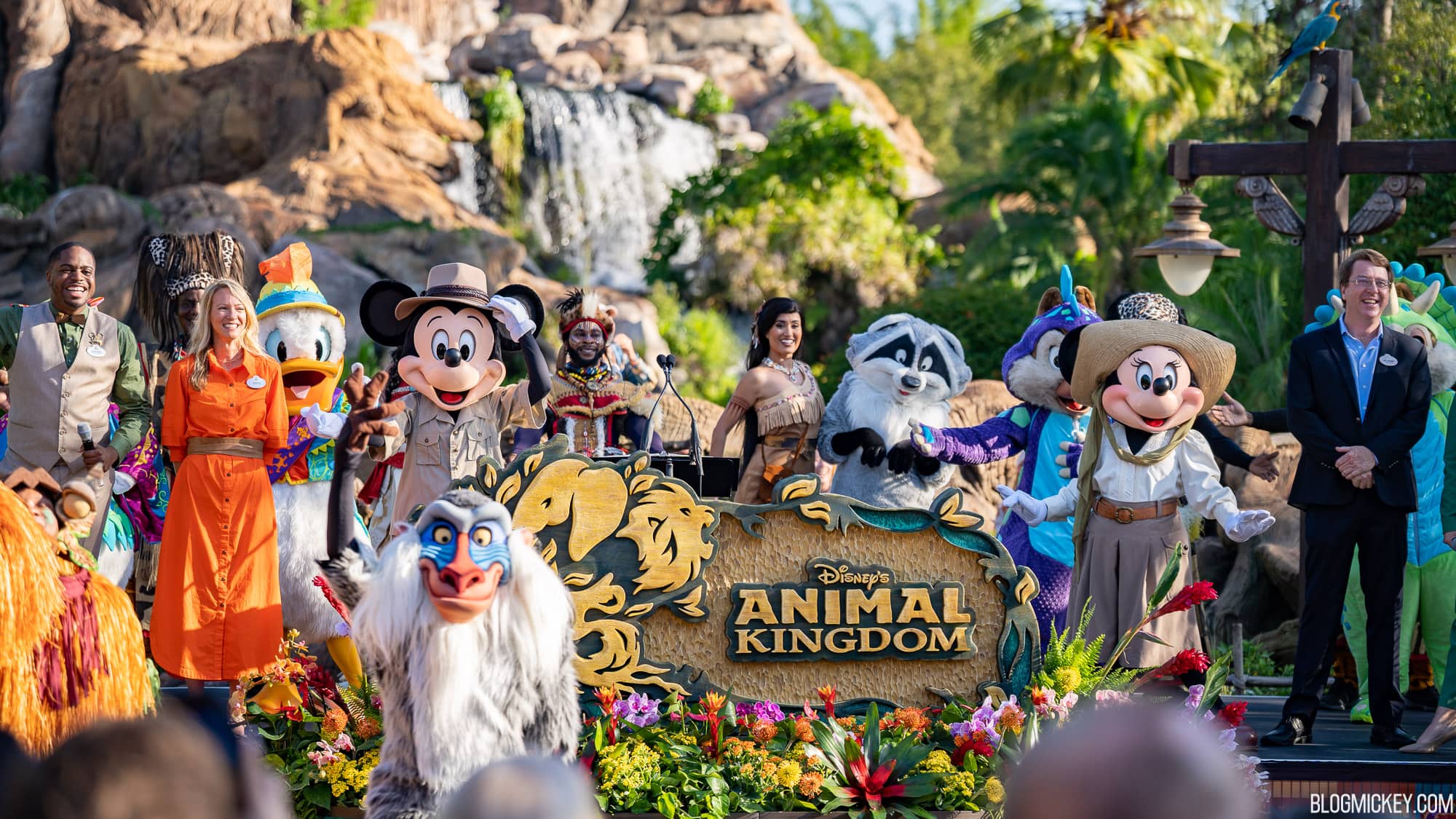 VIDEO, PHOTOS: FULL Animal Kingdom 25th Anniversary Ceremony - Solterra