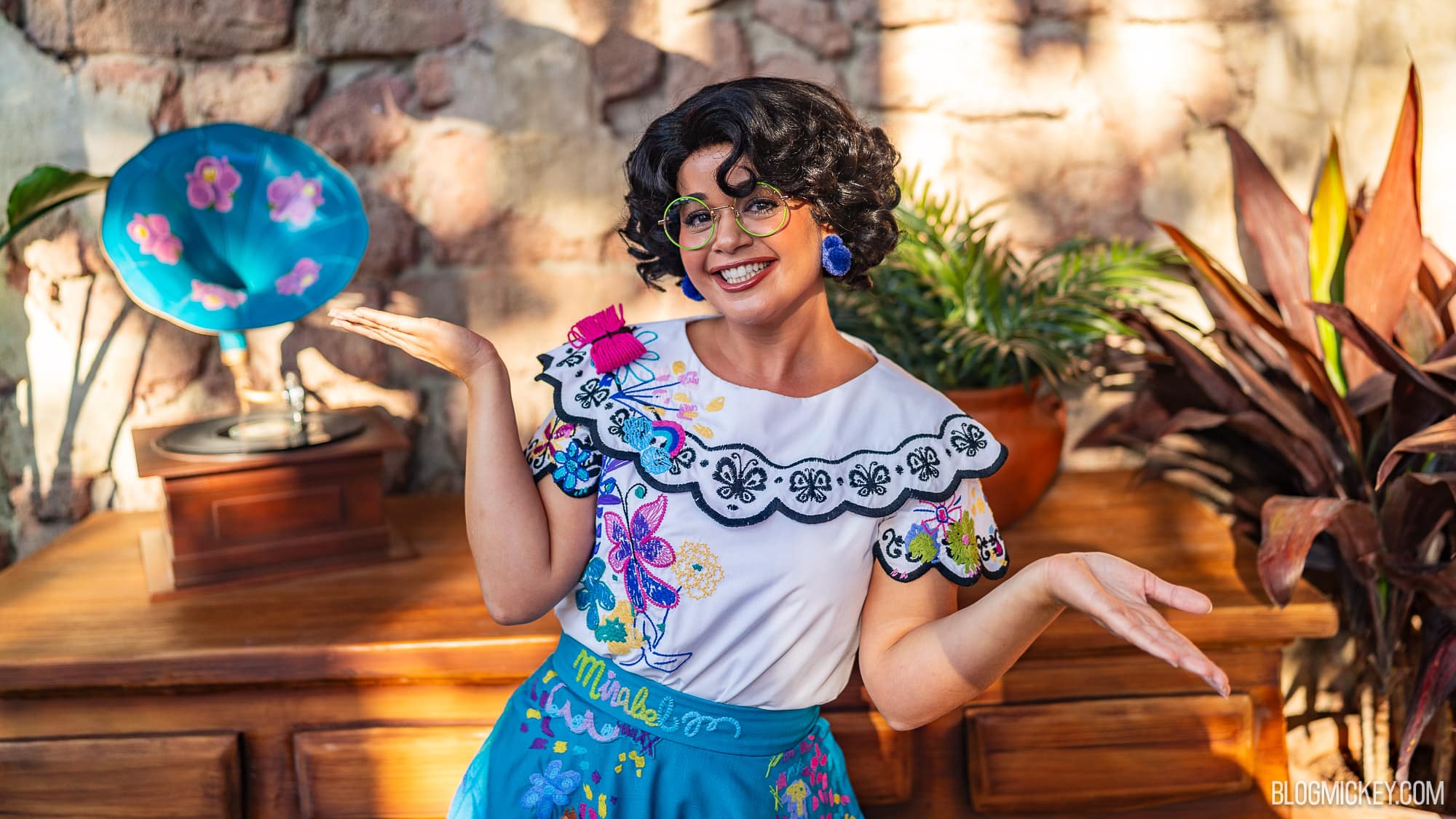 We Met Mirabel From 'Encanto' at Magic Kingdom!