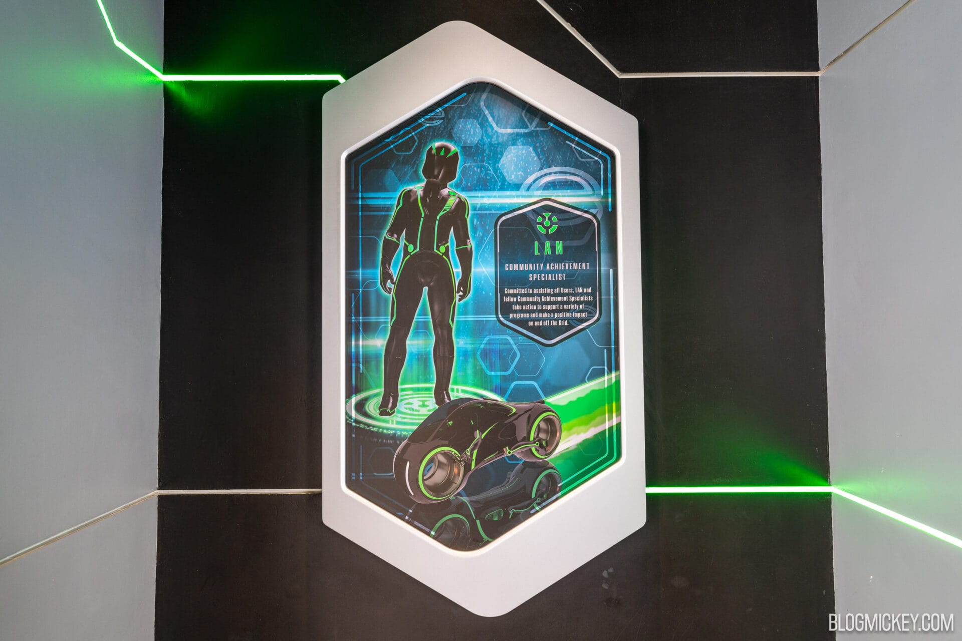 New Team Green Characters Introduced on First Anniversary of TRON ...