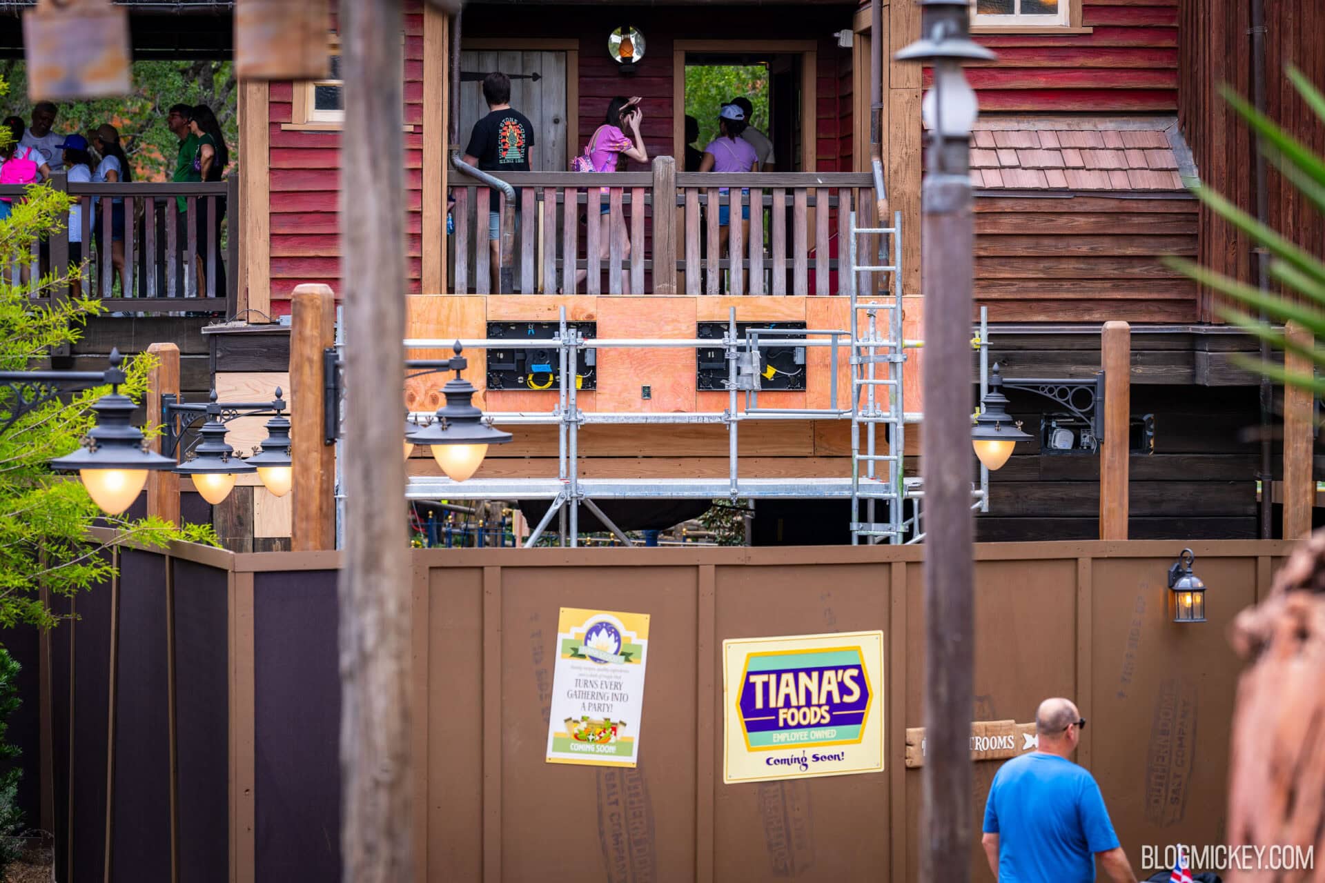 Tiana's Bayou Adventure Attraction Sign (Probably) Installed at Magic ...